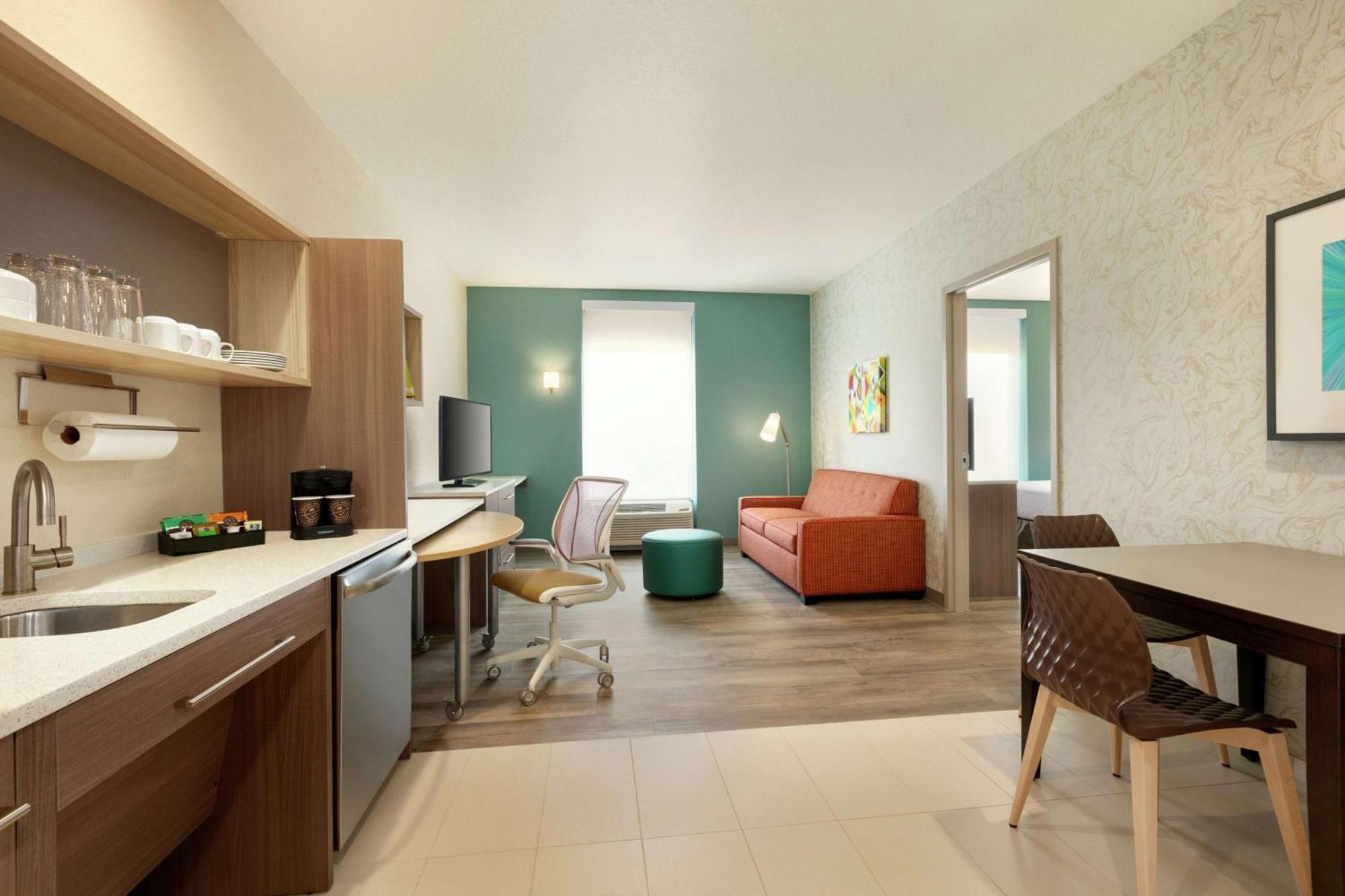 Home2 Suites By Hilton Brandon Tampa Екстер'єр фото