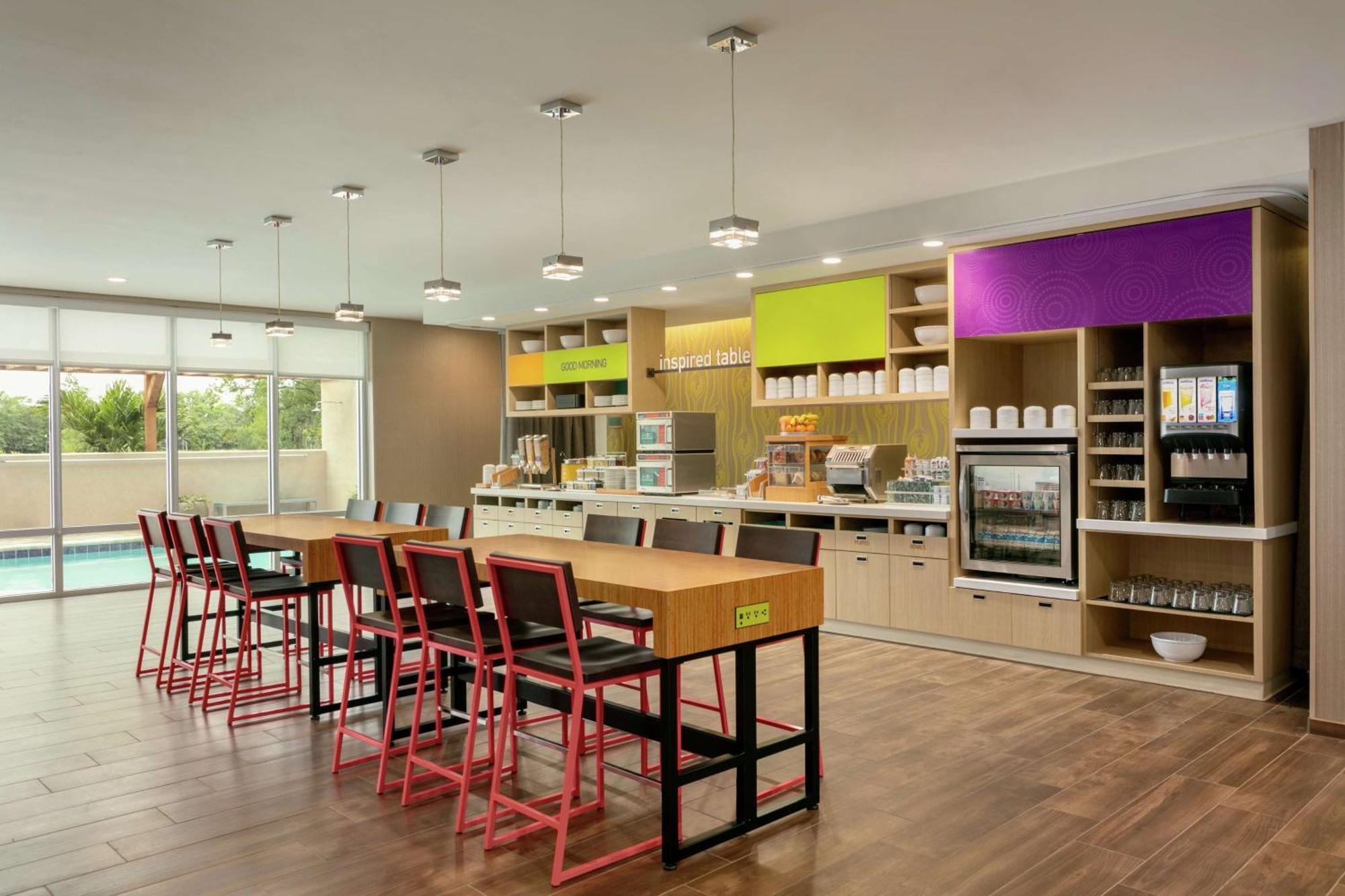 Home2 Suites By Hilton Brandon Tampa Екстер'єр фото